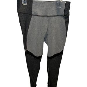 Calia by Carrie Underwood grey and black athletic leggings with‎ wide waistband